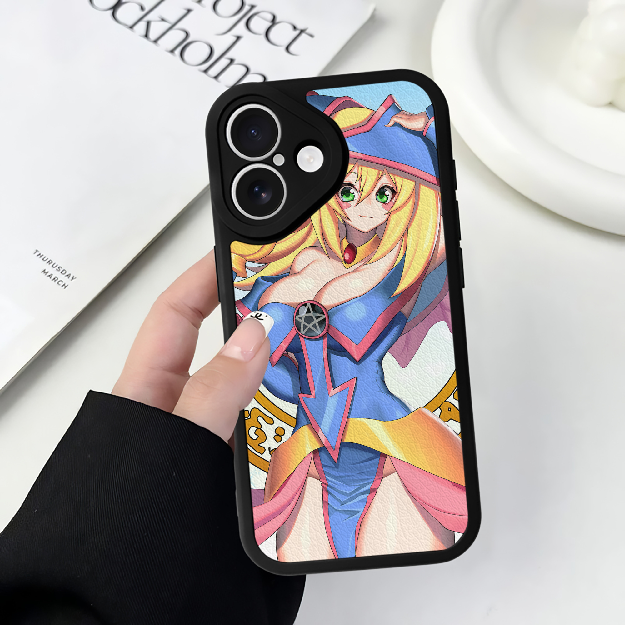 （画像用） 遊☆戯☆王 Yu-Gi-Oh! 【iPhone 16シリーズ対応】シリコンスマホケース（レザー調） 材質：シリコン